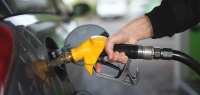 3 способа сэкономить на бензине в кризис назвали водители