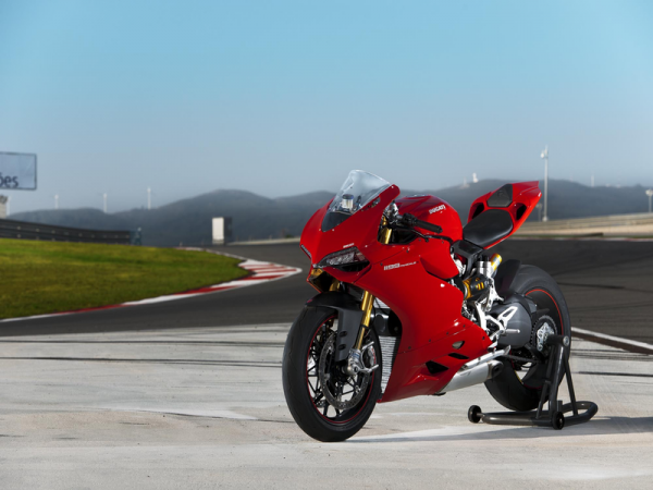 Ducati Superbike 1299 Panigale фото