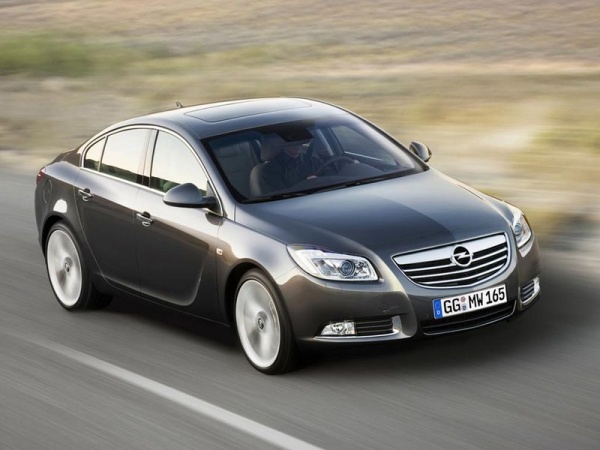 Opel Insignia OPC фото