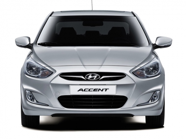 Hyundai Accent фото